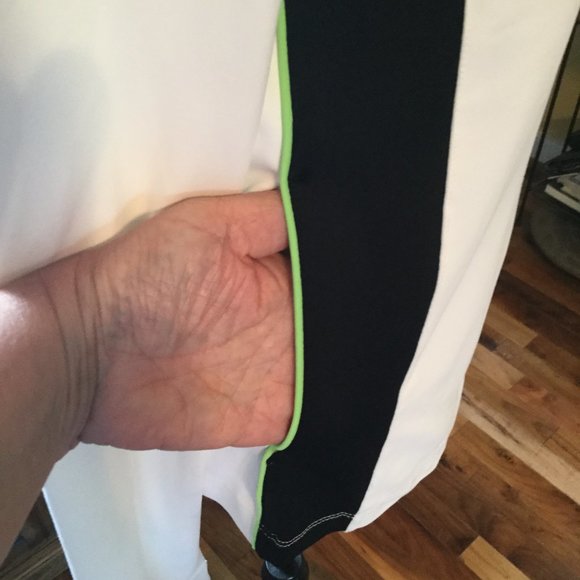 Izod track jacket - Picture 2 of 6